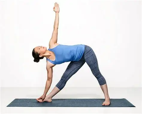 Triangle pose (Trikonasana)