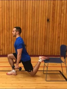Bulgarian-split-squat-with-weights