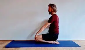 Kneeling shin stretch