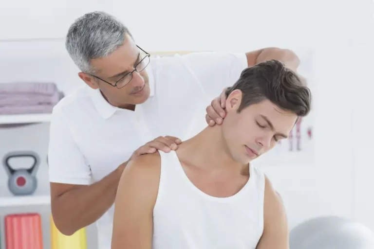 How to Cure Neck Pain Instantly