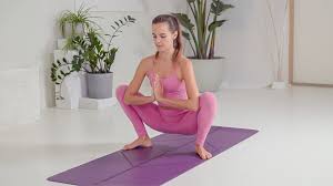 Malasana (Garland Pose)